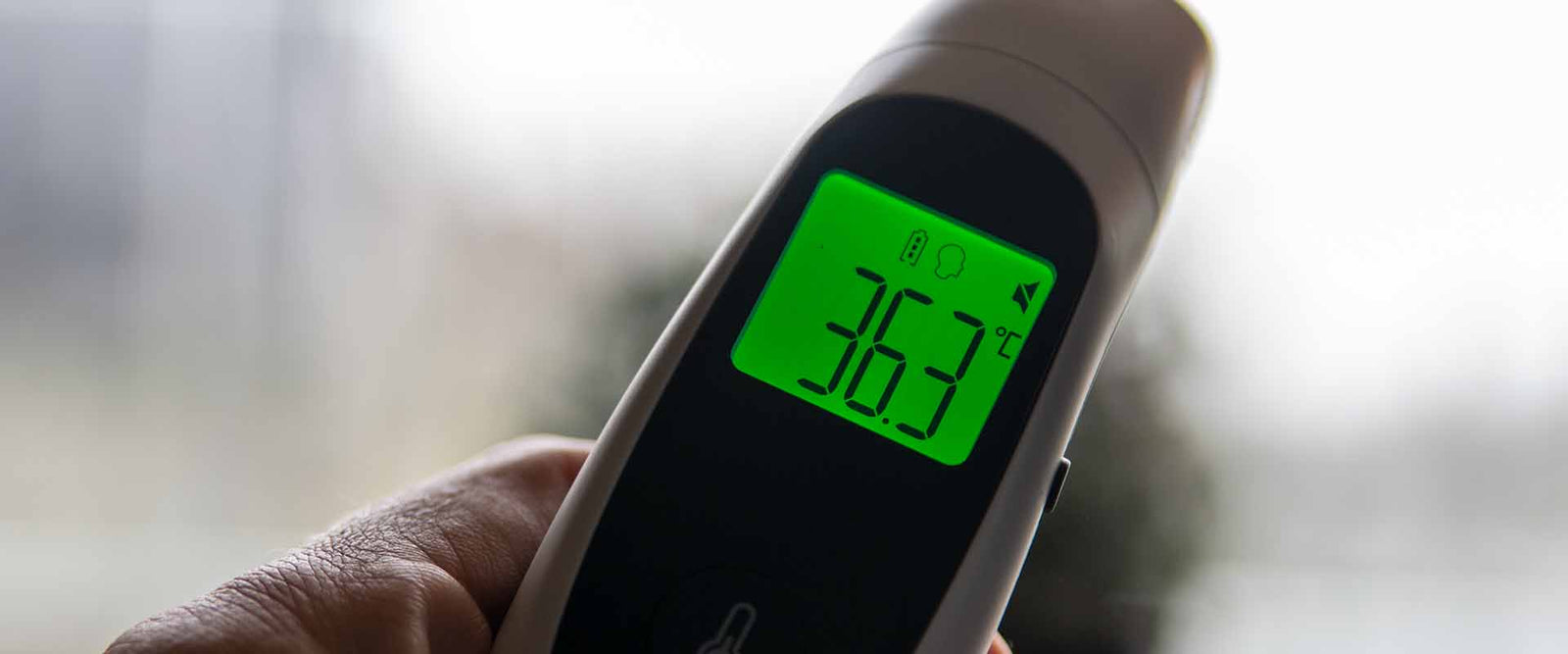 IR-termometer för beröringsfri febermätning